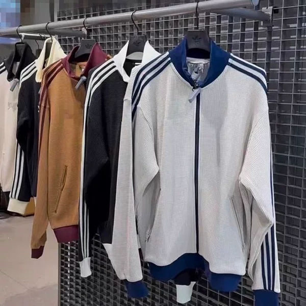 2026 Spring and Autumn New Model Three-Stripe Embroidered Branded Jacket with Stand Collar, Casual Sports Coat for Men and Women Couples