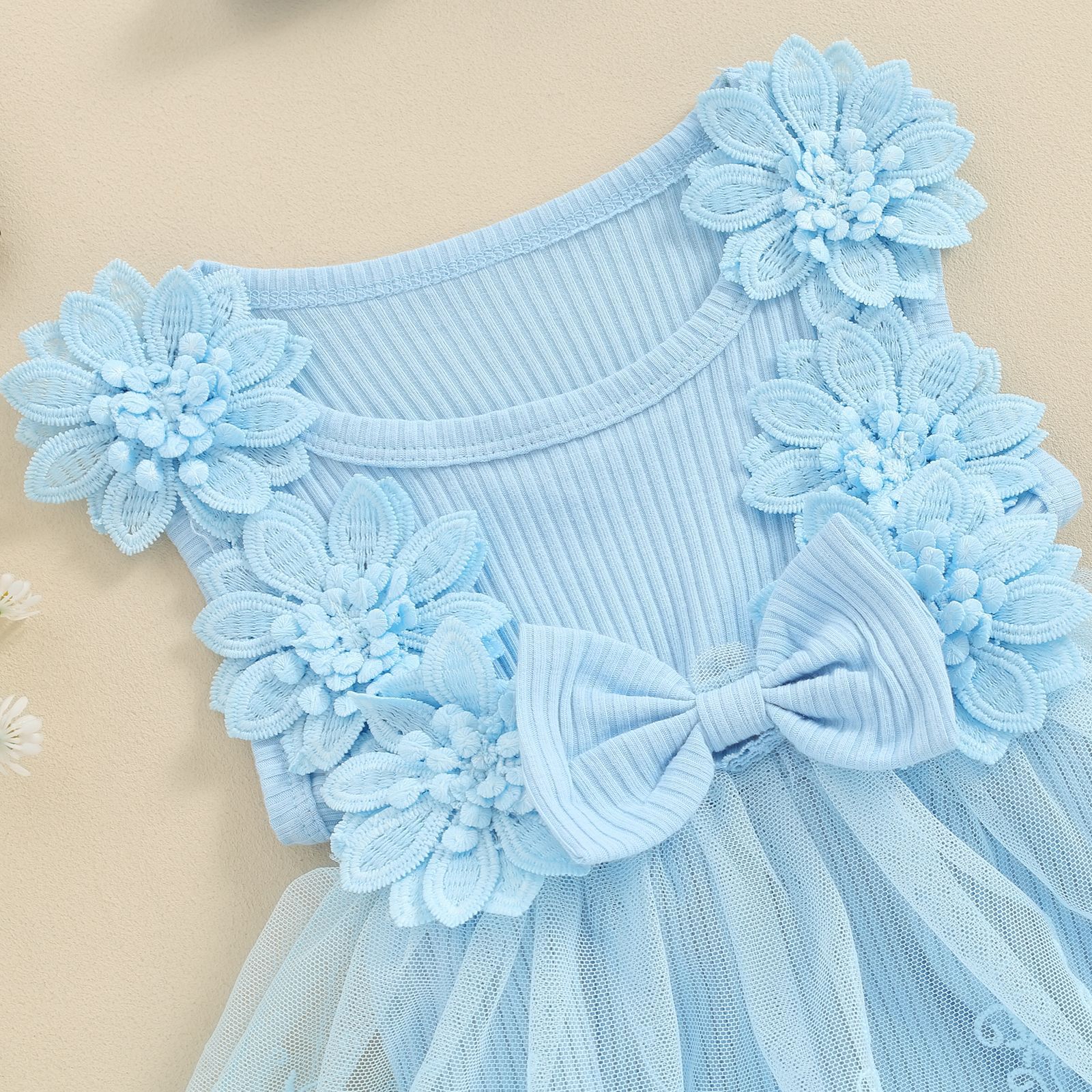 Cute Solid Color Flower Bow Knot Cotton Baby Rompers display picture 10
