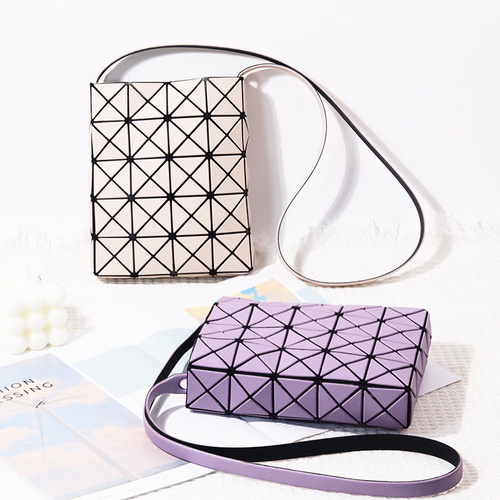 2024 Japanese small square box geometric diamond bag new shoulder crossbody bag mobile phone handbag fashion mini bag