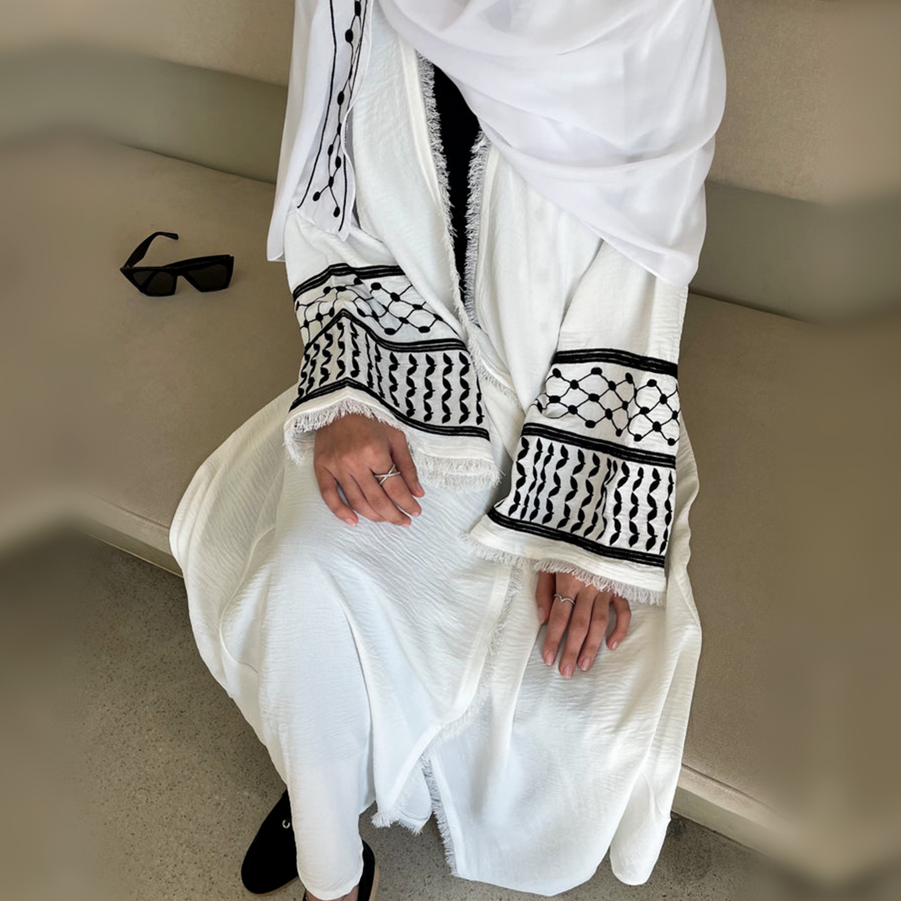 Loriya2024 Middle East Turkey Dubai Exquisite Embroidered Tassel Cardigan Robe LR763_ecoleips.com