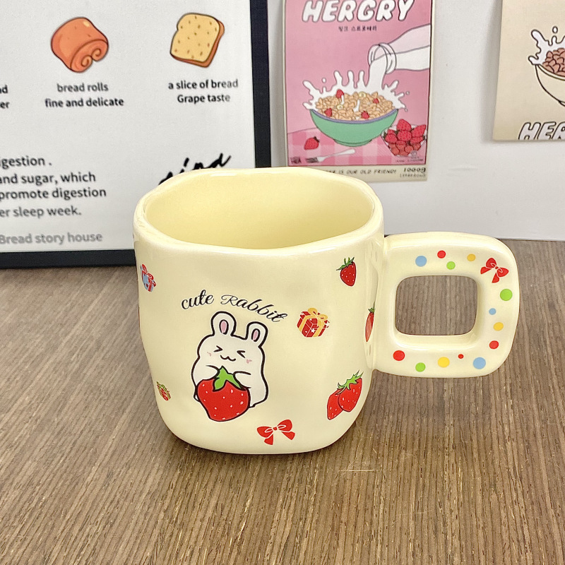 Taza de cerámica Taza de dibujos animados creativa Regalo de mano Regalo de cumpleaños lindo Taza para beber para niñas Taza de café para parejas