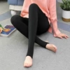 Black [Step in your feet]
