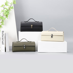 �羳�F؛�L���i������Ů���r�к��s������С���OӋ���ֵŮ������