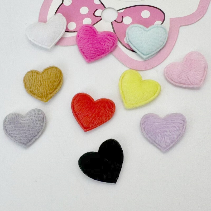 Cute autumn and winter plush small love patch diy children's hair accessories headdress clothing shoes clothing bag decoration accessories Cute autumn and winter plush small love patch diy children's hair accessories headdress clothing shoes clothing bag decoration accessories