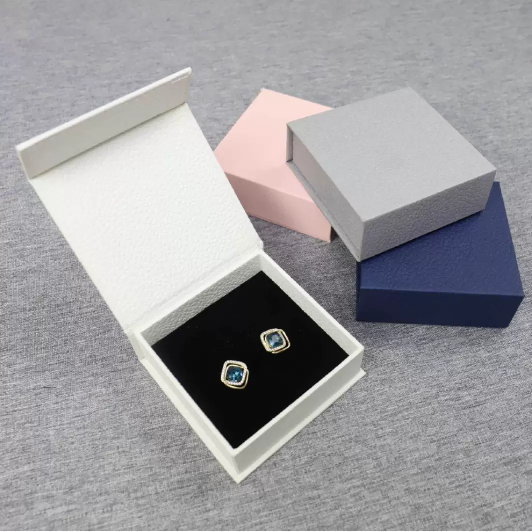 现货首饰盒珠宝盒珍珠项链盒耳环耳钉礼盒戒指手提袋手链手串盒