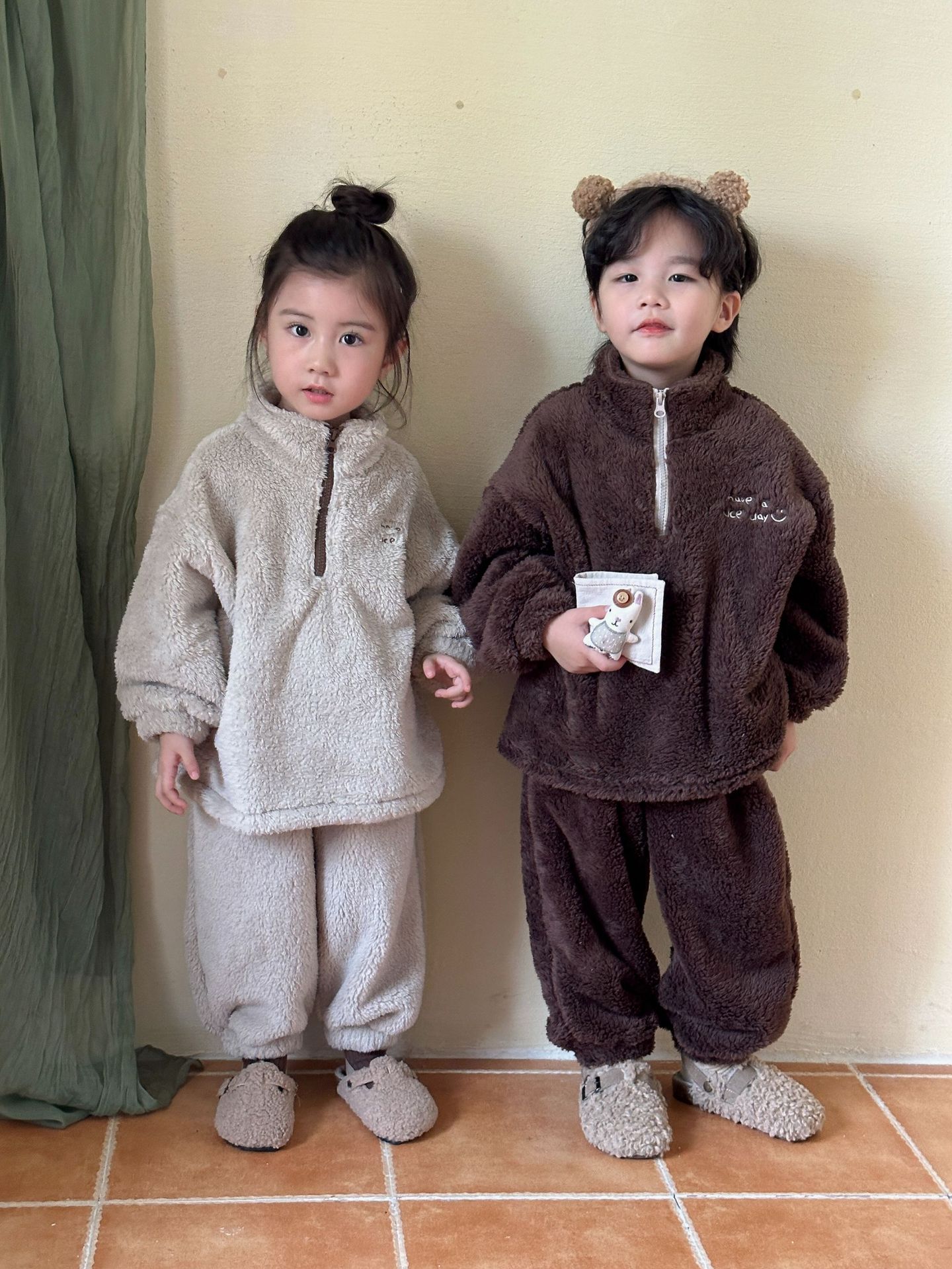 hmqViviiyNSAyin8WueWtyknhS6Ghc0JLMtw