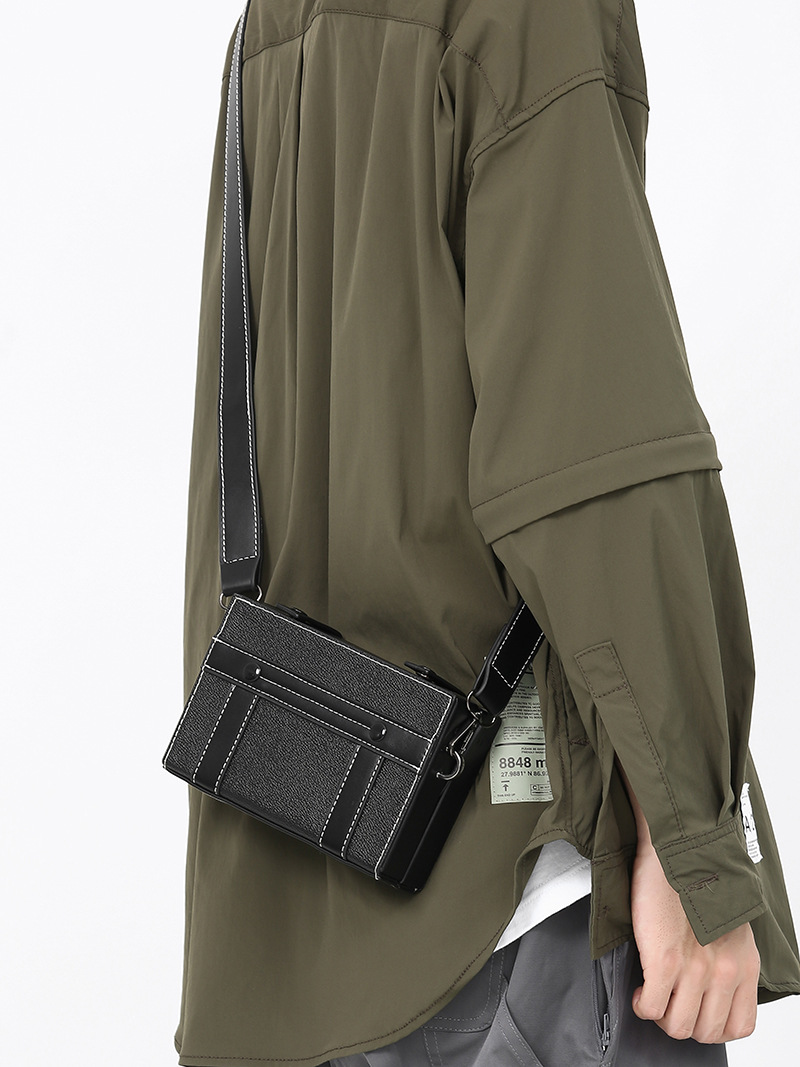 ボックスバッグメンズクロスボディバッグハイエンドの新しい韓国ファッションカジュアルスタイリングバッグパーソナライズされたトレンディなブランド携帯電話バッグ