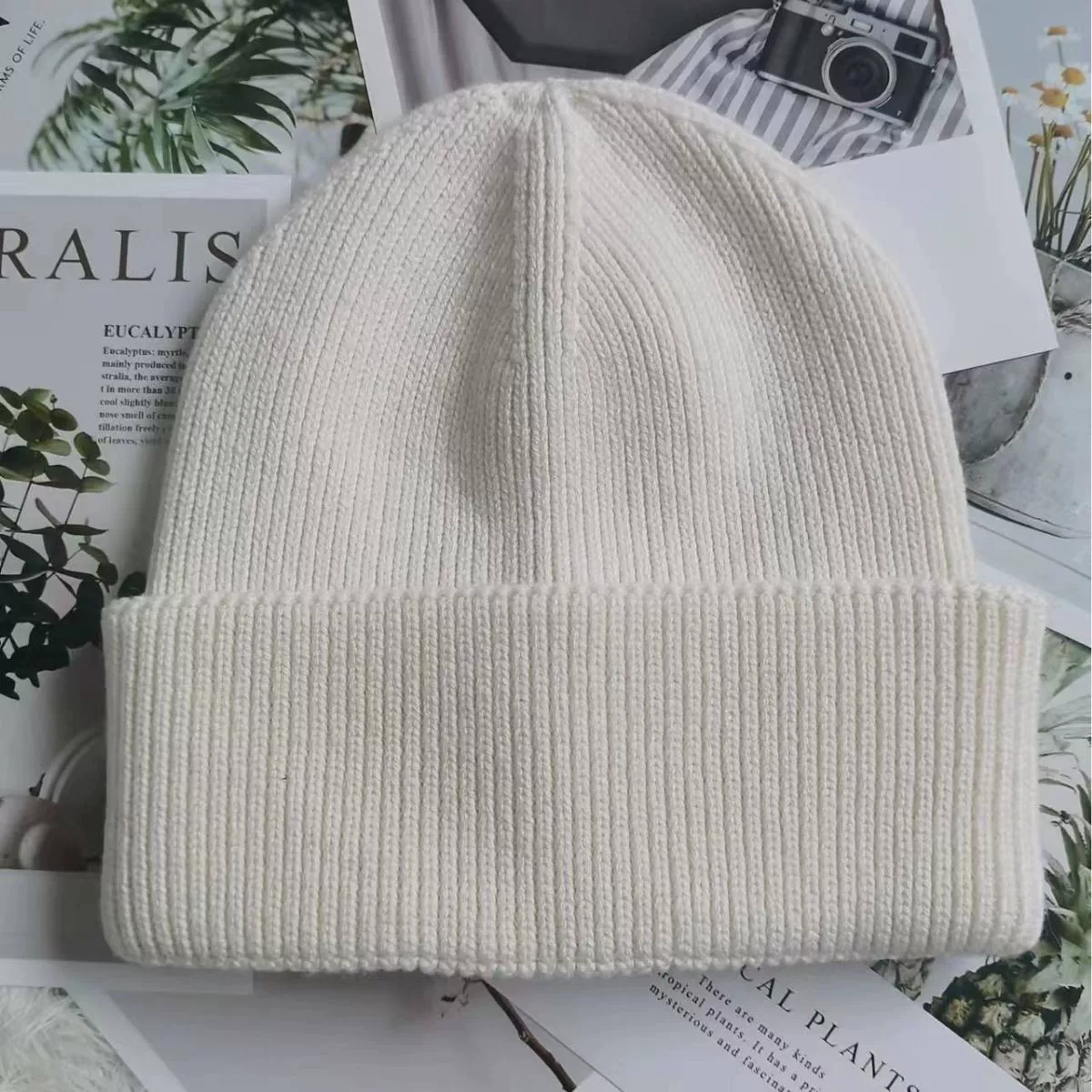 Новая осенне-зимняя шапка 2024 года, вязаная шапка из смесовой шерсти, универсальная теплая шапка-тюрбан с отворотом, однотонная, модная и простая.