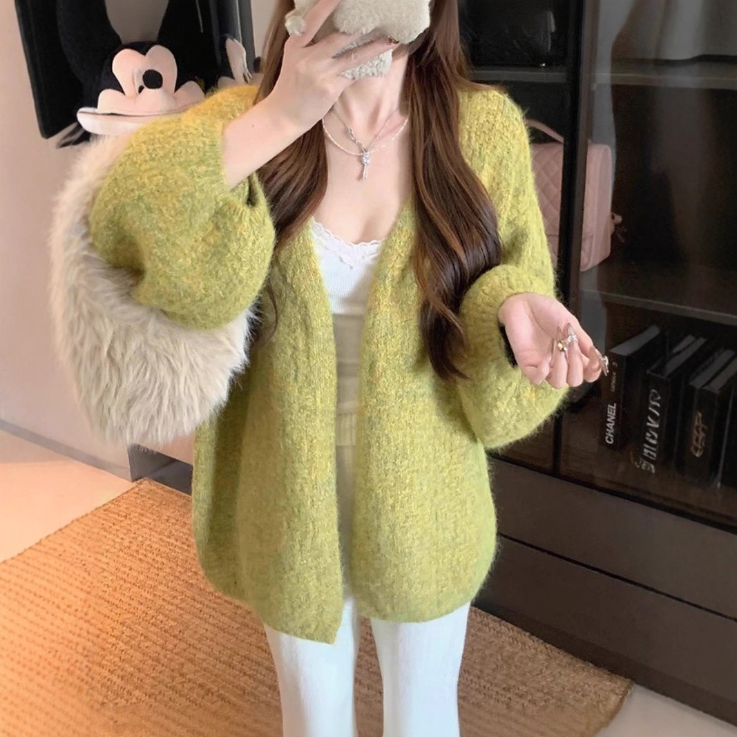 Korean Sweet Soft Waxy Sweater Jacket for Women 2025 Spring & Fall New Loose Thickeneded Western Style Knitted Cardigan Outer Wear