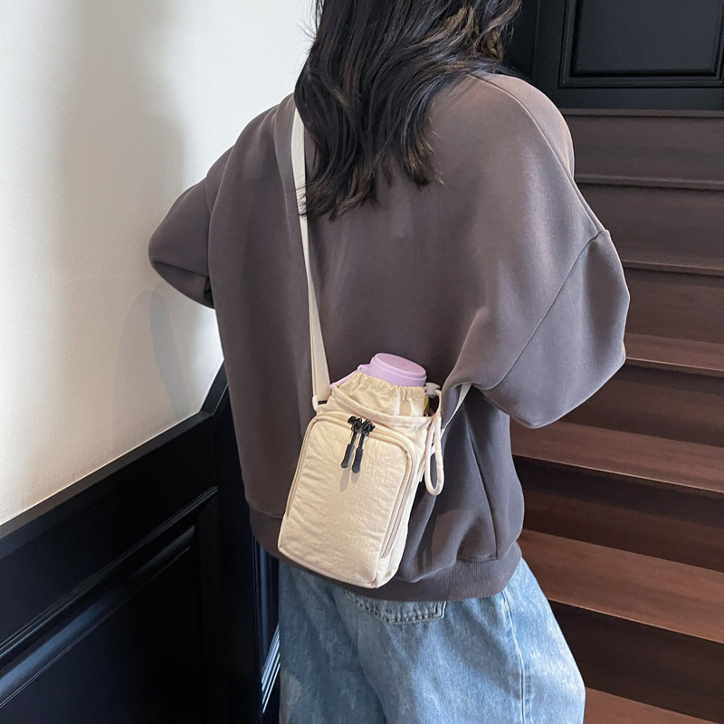 2025 Cross-border E-commerce Women's Crossbody Bag, Ultra-lightweight Mobile Phone Bag, Drawstring Bag, Water Bottle Bag, Versatile Travel Bag