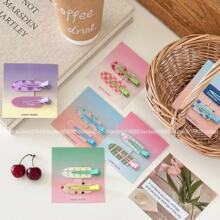 ��֦����ˮ��2ֻ�b�ǹ�ɫ���Ӱl�A�o�ۊA�ɐ�����ˮ�������A߅�A