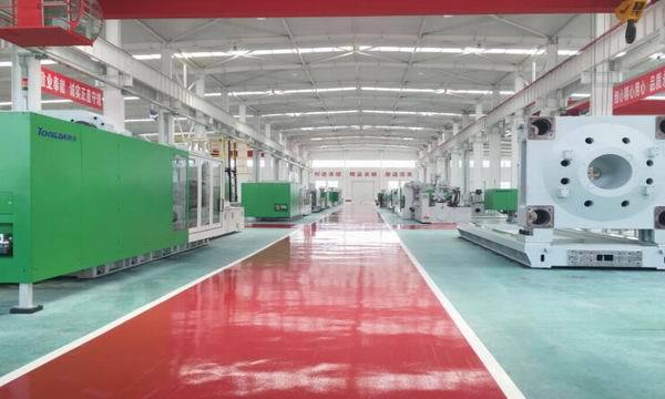 塑料托盘机器设备多少钱