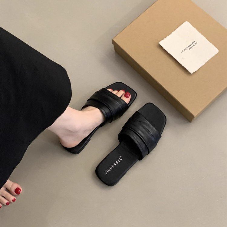 Oh My Gosh! These Slippers Are Popular This Year, Comfortable and Breathable, and Wearing Them Is Super Comfortable!