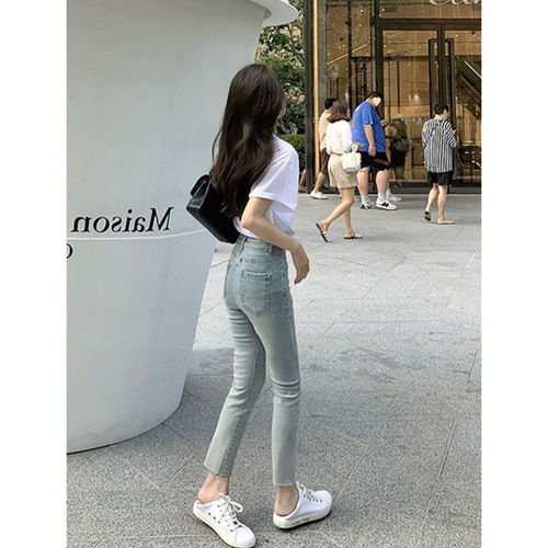 High-waisted skinny mini foot-skimming slimming slightly tapered nine-inch cigarette pants for women 2025 light blue straight-leg jeans for women