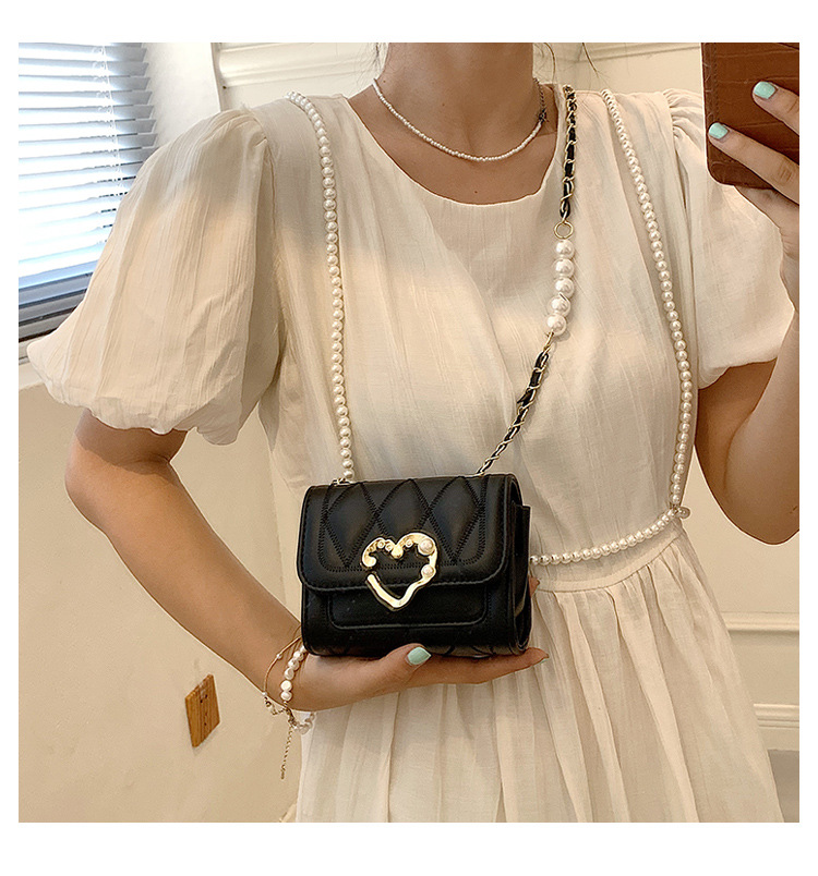 Wholesale Heart-shaped Buckle Messenger Shoulder Small Square Bag Nihaojewelry display picture 176