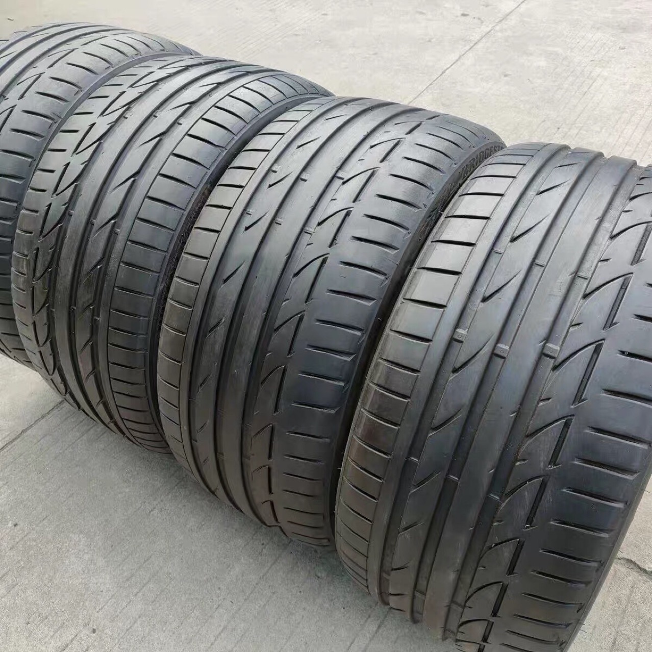 二手普利司通防爆 225/40R18 245/35R18 S001 适用于宝马 1系 2系