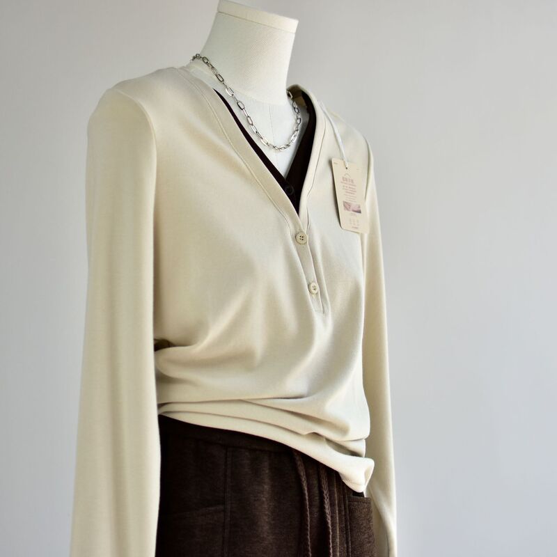 【Color-Contrasting Swan Sweater】26 Autumn New Style Meiyabi Cotton Acrylic V-Neck Faux Two-Piece Color-Contrasting Knitted Cardigan Base Layer