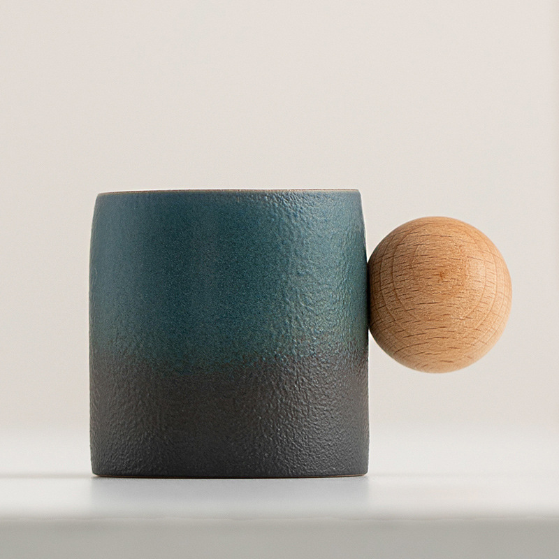 Mango de madera taza de café té taza de té gradiente esmalte exquisita cerámica pequeña taza de regalo caja de regalo traje al por mayor