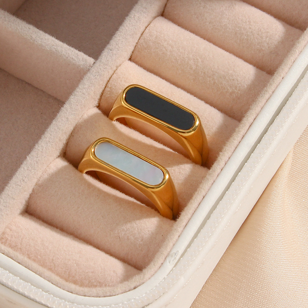 9g Weight 0.03µm-0.05µm Gold Plating Thickness PVD Coated Real Gold Plated 18K Gold Rectangle 304 Stainless Steel Fashion Waterproof Non Tarnish Rings