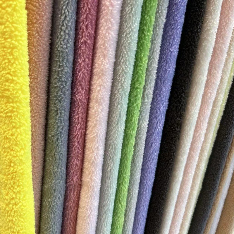 Nuevos productos de tela danesa de peluche ropa juguetes de peluche sofá zapatos sombreros almohada tela de peluche danesa boutique stock