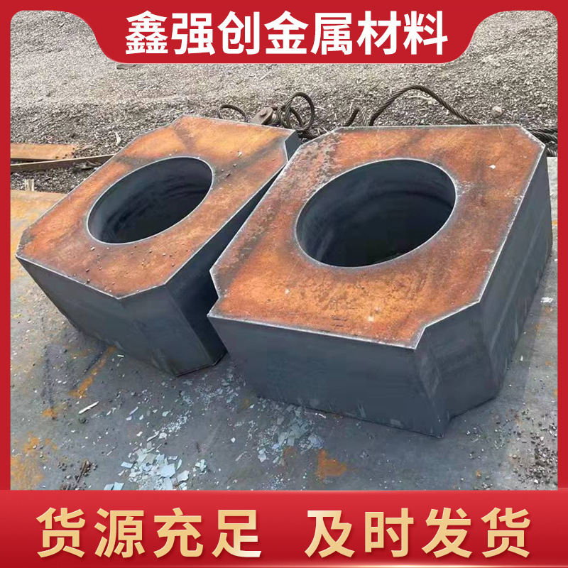 山东厂家销售镀锌角钢 q235b行标热轧角钢 Q235B角金刚