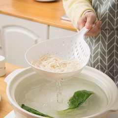 Cross-border Japanese colander for scooping dumplings, colander for boiling noodles, hot pot and spicy soup, strainer for scooping noodles, long handle