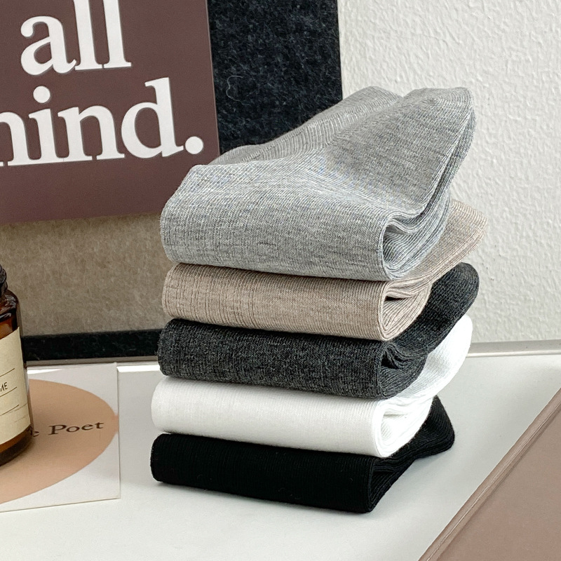 Calcetines para hombres de verano delgados calcetines de algodón sólido primavera y verano absorción de sudor antiolor calcetines respirables calcetines deportivos para hombres