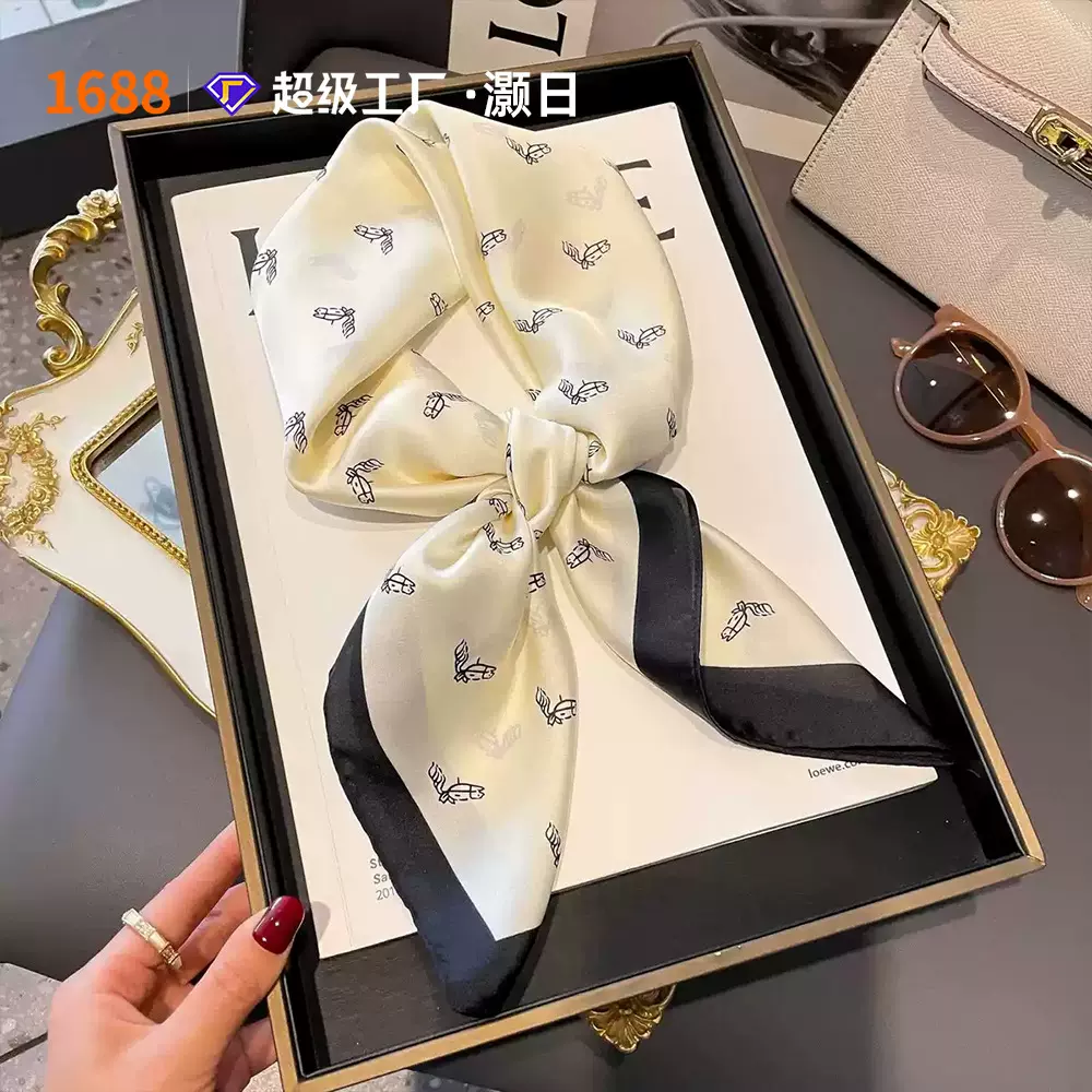 韩系70方巾百搭围巾丝巾长条丝巾系脖高级感印花女士红色装饰批发