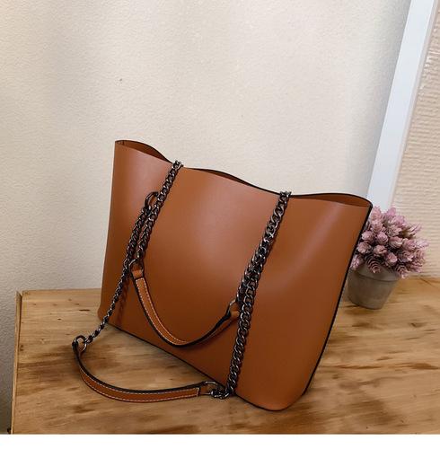 Cross-border bag women's bag autumn and winter new large capacity retro tote bag high-end simple chain portable shoulder bag