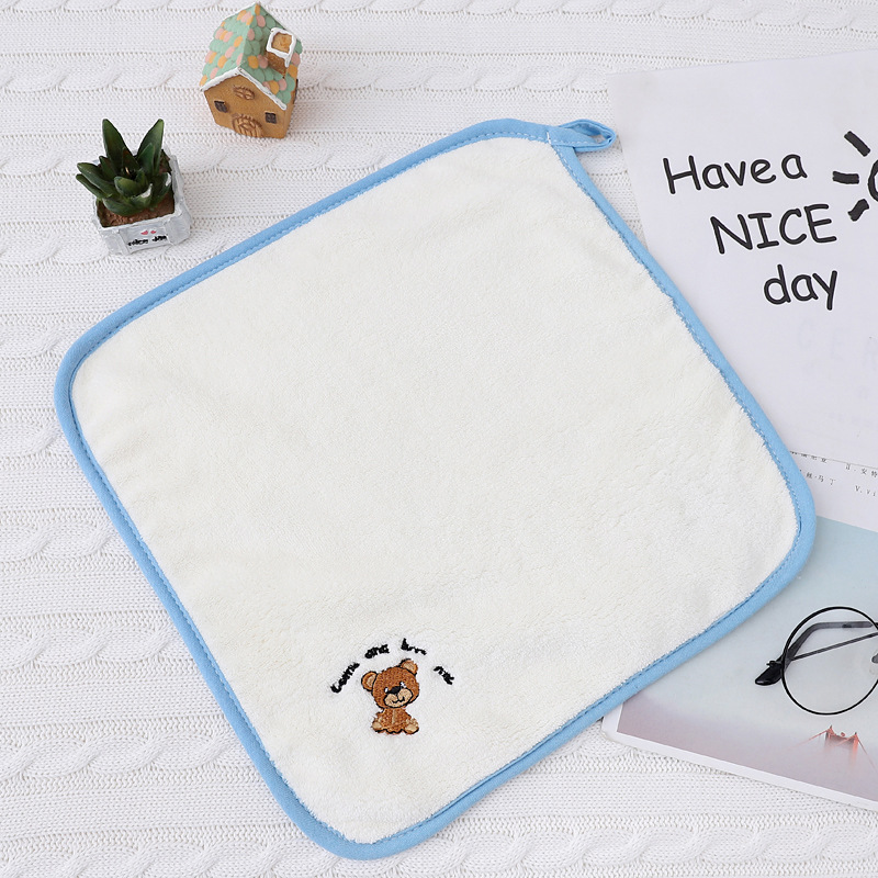 파란색 테두리 곰