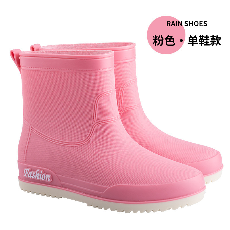 雨靴の女性のファッションの中で筒の雨靴の女性の日本式の軽い水靴の女性の外は防水滑り止めのゴム靴の成人の水靴を着ます。|undefined