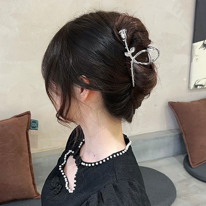 バラの金属のクリップの後頭部のヘアピンのネットの赤いディスクの髪の優雅な気質の高級感のカチューシャのサメのクリップの卸売り|undefined