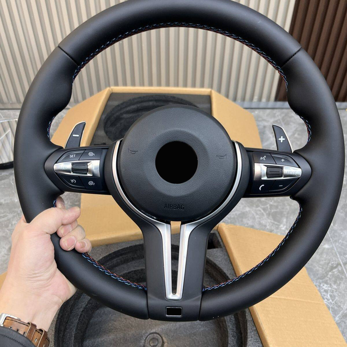 Suitable for BMW steering wheel modification assembly for 1 Series, 2 Series, 3 Series, 5 Series, 7 Series, x1, x2, x3, x4, x5, x6, x7, foreign trade cross-border