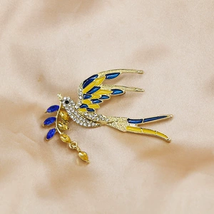 New Chinese-style magpie enamel alloy brooch, a high-end and luxurious small bird animal brooch, a fashionable accessory for clothing