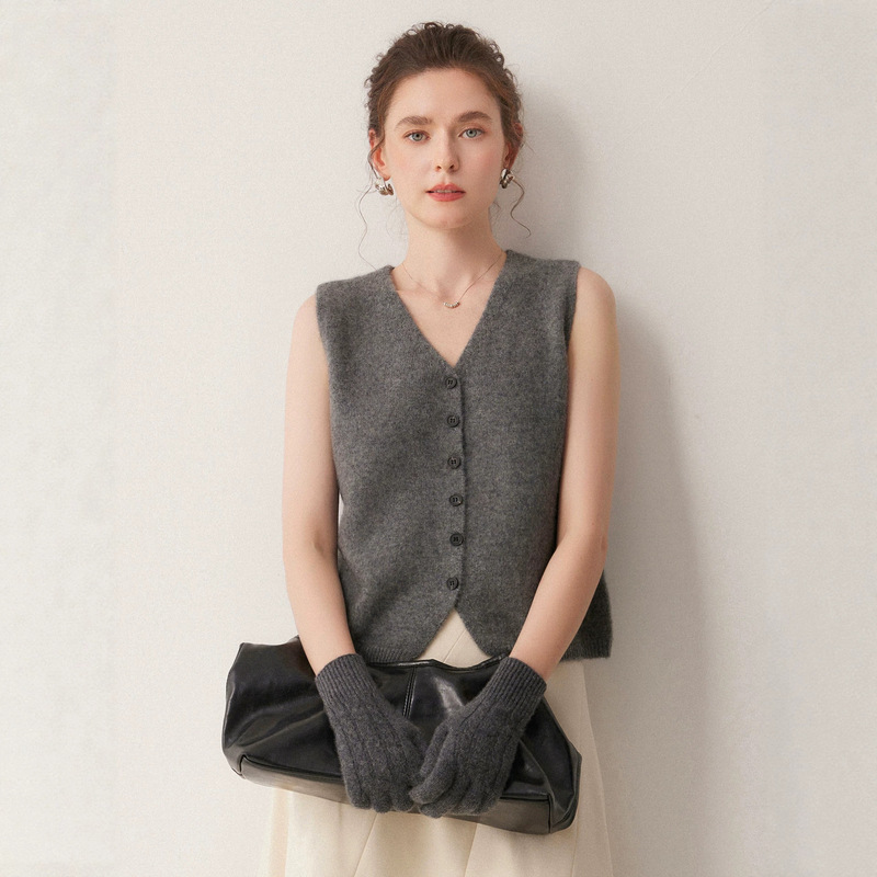 V-neck buttoned sleeveless 100% cashmere cardigan vest for women, solid color outerwear, knitted vest sweater, base layer top V-neck buttoned sleeveless 100% cashmere cardigan vest for women, solid color outerwear, knitted vest sweater, base layer top