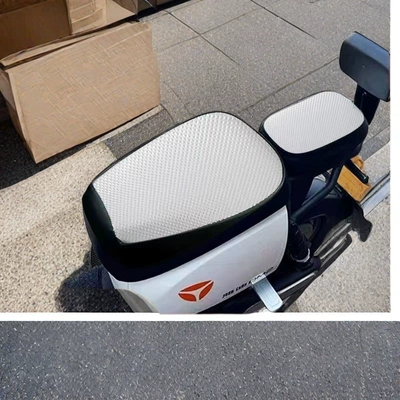Electric car cushion Cover Shenyuan A7A8, Universal for All - new-national-standard-silver-square-diamond-front-seat-cover-rear-seat-cover