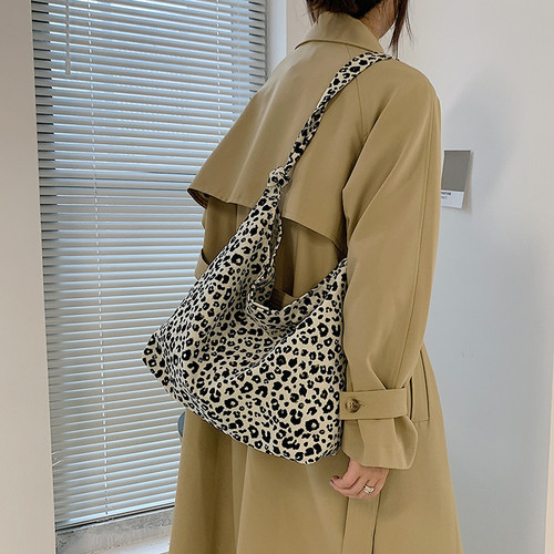 White rabbit leopard print small white rabbit ins modern cloth bag Japanese cloth bag simple Korean women's single shoulder crossbody bag shoulder bag casual