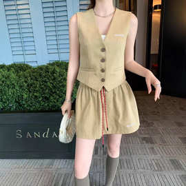 mm25夏季新款跑量款套装气质老钱风刺绣字母V领马甲+松紧腰半裙