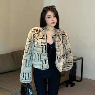 Ƥ������ŮС���ӷº���ë�@�ݕr�ֶ̿���ë�q����