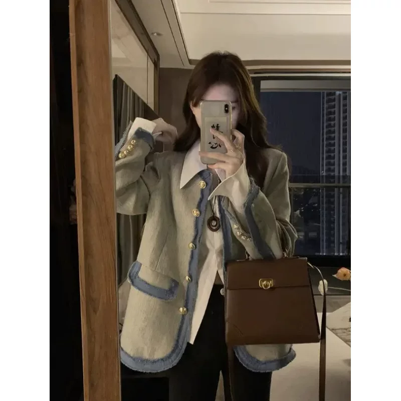 Деми-сезонная куртка-кардиган в стиле Chanel, тренд сезона, свободный силуэт. Бренд