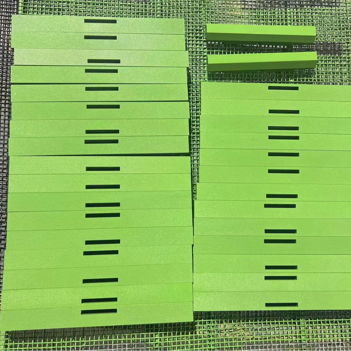 厂家直供面膜机封口模具绿色进口镀特氟龙铁氟龙喷涂好脱模防锈