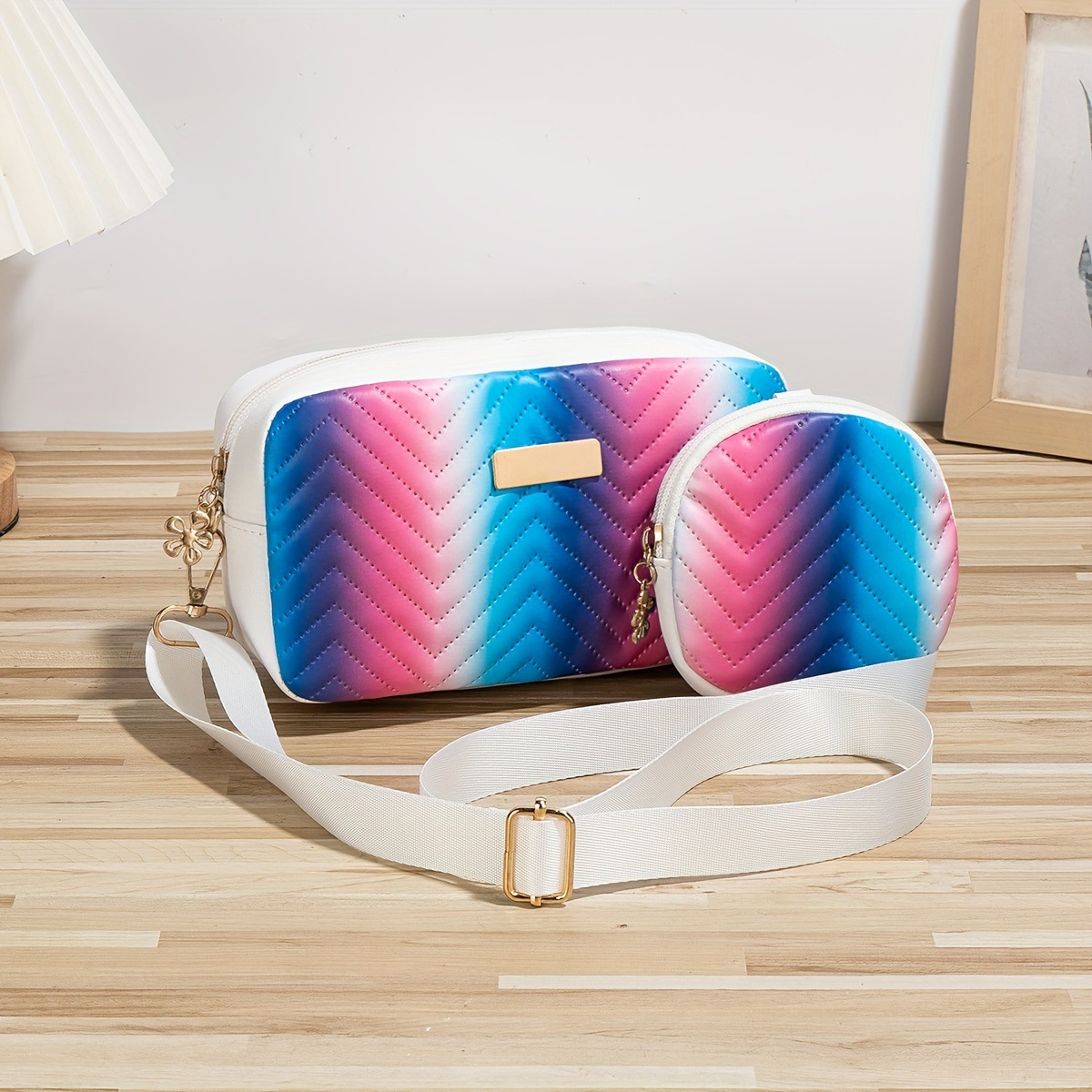 Mochila de moda de moda simple de color sólido ondas relieve bolso de hombro color arco iris sequilla bolso de mujer transfronterizo