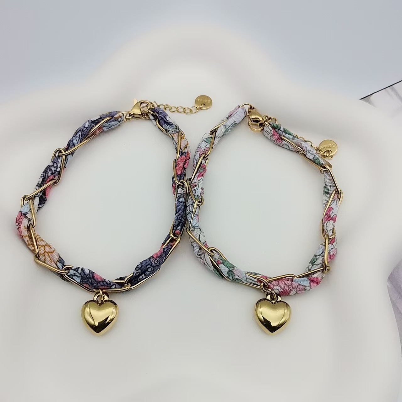 Cloth, Titanium Steel Chain Material Silk Scarf Cord, Cord In Chain Chain Type Bohemian Heart Shape Flower Bandana Cloth Titanium Steel Silk Scarf Cord Cord In Chain Lobster Trigger Clasp Closure String Bracelets Wholesale