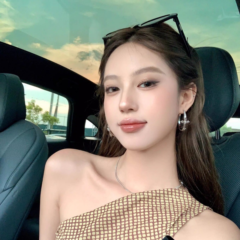 [Peach Tea] Millennium Appointment Flash Zirconium Cross Plain Hoop Earrings Female Hot Girl Style Exaggerated Large Circle Earrings
