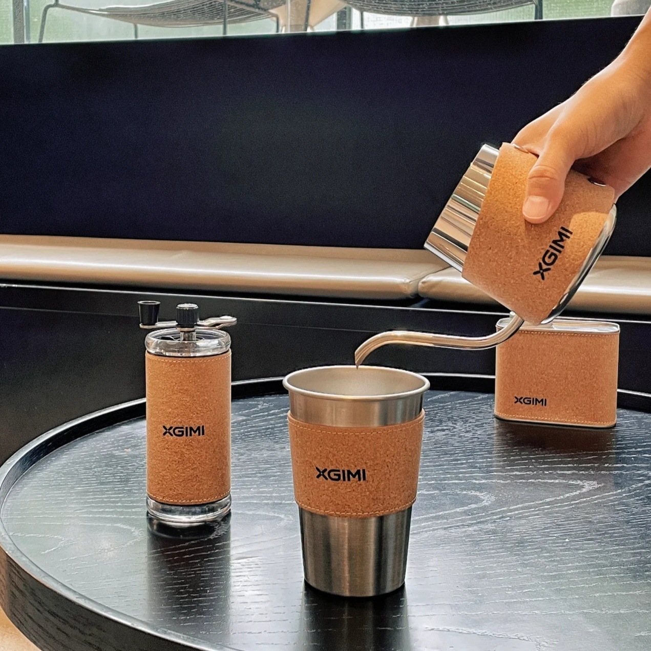 Inventario al por mayor camping al aire libre mano set de café de corcho mano máquina de café taza de café cafetera