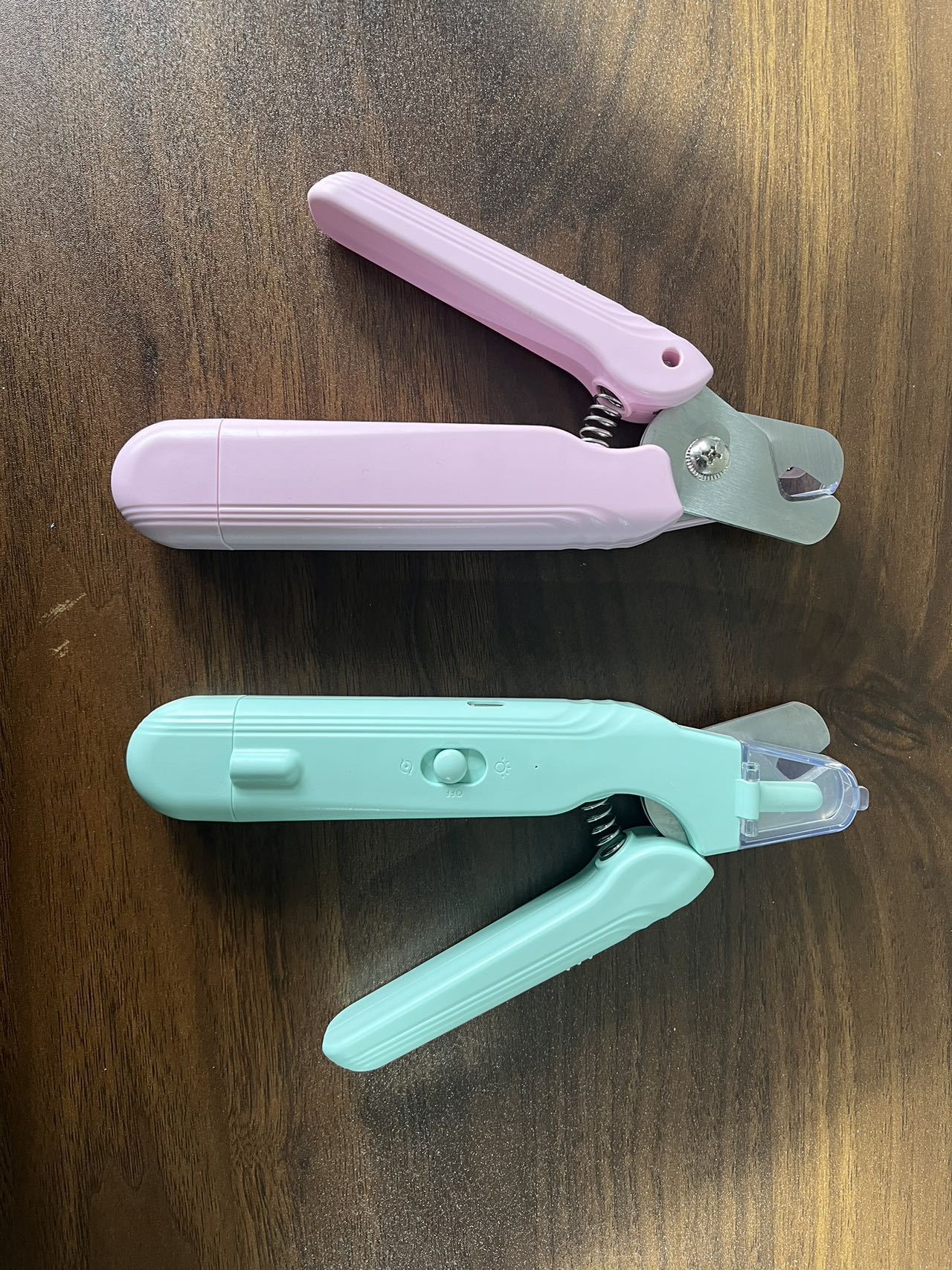 Transfronterizos nuevos cortadores de uñas para perros y gatos, cortadores de uñas LED, cortadores de uñas para gatos, cortadores de uñas para perros, artefactos de molienda de uñas