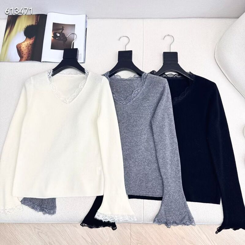 2025 New Autumn and Winter Fashionable Age-Reducing Soft and Waxy Close-Fitting Spliced ​​Lace Design V Neck Bottoming Shirt Wholesale