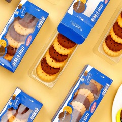 創意的なチョコレートのビスケットの消しゴムの趣味の形は学生に砂の彫刻の奇抜な花を責めることを奨励して文房具の賞品を学びます。