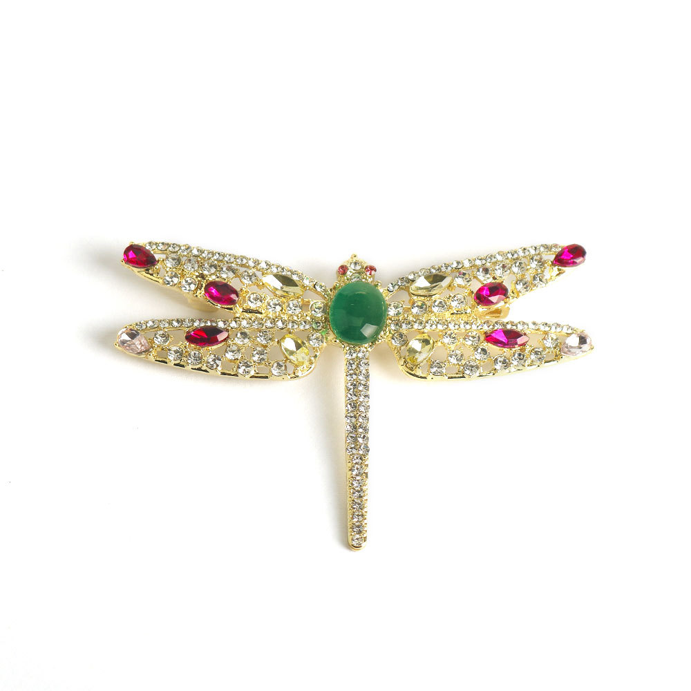 men’s Brooch For Stylish Layering. Vintage-inspired Yet Minimalist Design That Adds Quiet Confidence And Effortless Elegance To Any Outfit. High-end_voghion.com