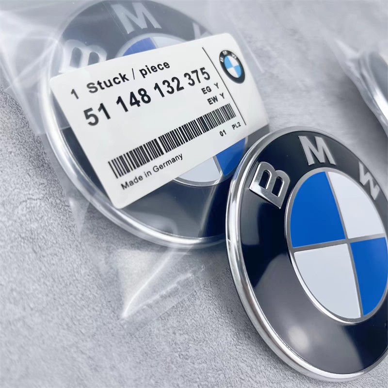Suitable for Bmw Original Car Logos, Factory Blue, White, and Black Background Front and Rear Emblems, 82mm and 74mm, Hood and Trunk Car Logos